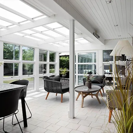 9010-aakirkeby-bjaelkeasen-5 * Vester Somarken