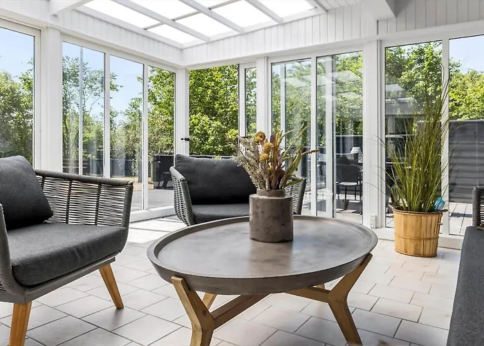 9010-aakirkeby-bjaelkeasen-5 *